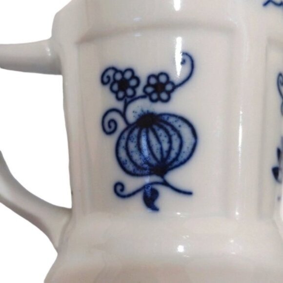 Vienna Woods Vintage Fine China Sundae/Soda Mugs‎ Blue White Onion Pattern Set 3 - Picture 9 of 11